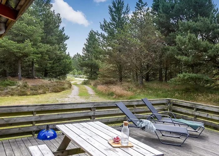 Falki - 2-5km From The Sea By Interhome Semesterbostad